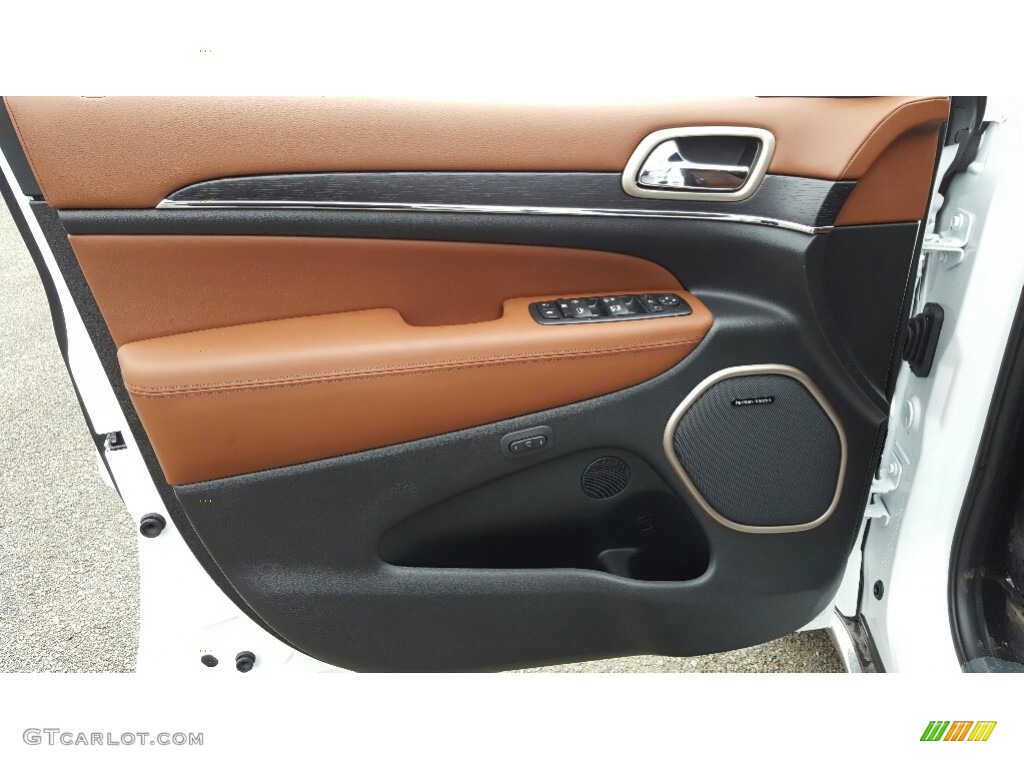 2017 Jeep Grand Cherokee Summit 4x4 Dark Sienna Brown/Black Door Panel Photo #116640704