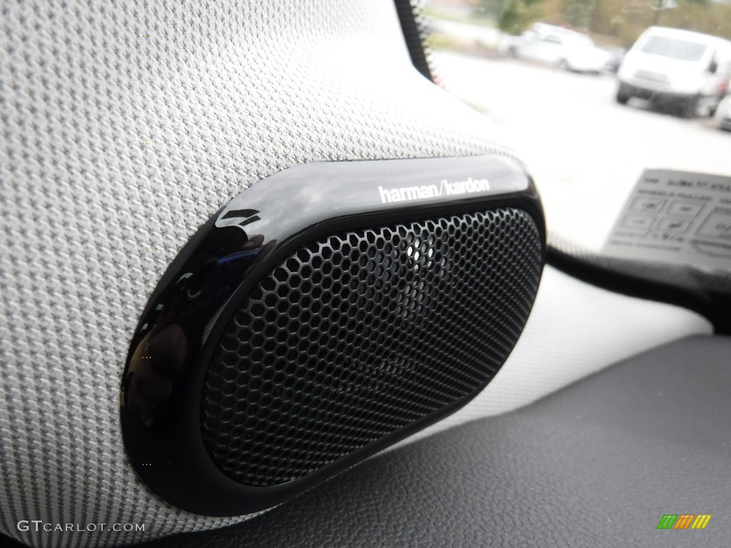 2015 Mini Cooper S Hardtop 4 Door Audio System Photo #116642486