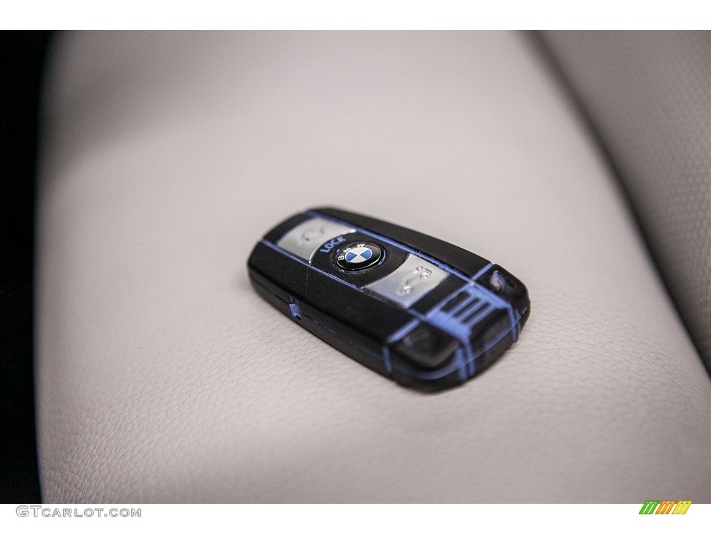 2013 BMW X6 M M xDrive Keys Photos