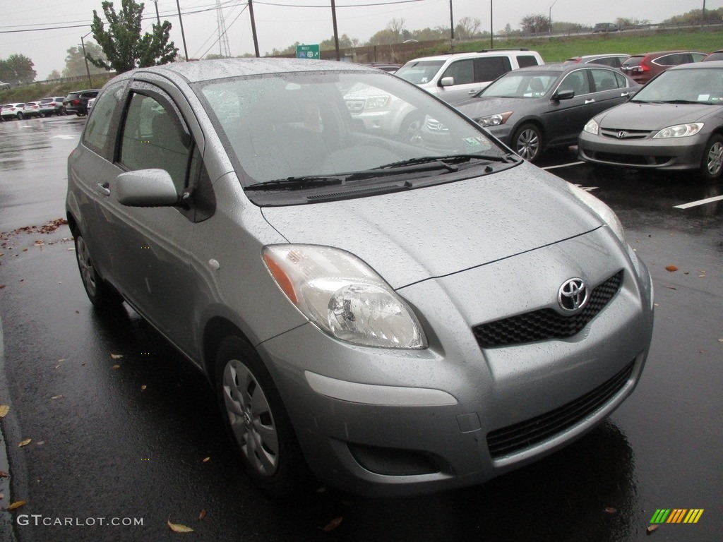 2011 Yaris 3 Door Liftback - Meteorite Metallic / Dark Charcoal photo #7