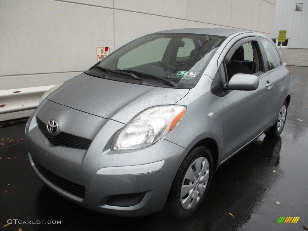2011 Yaris 3 Door Liftback - Meteorite Metallic / Dark Charcoal photo #9