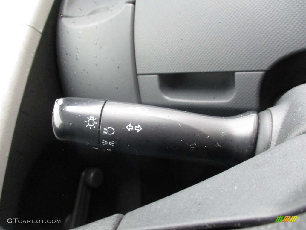 2011 Yaris 3 Door Liftback - Meteorite Metallic / Dark Charcoal photo #18