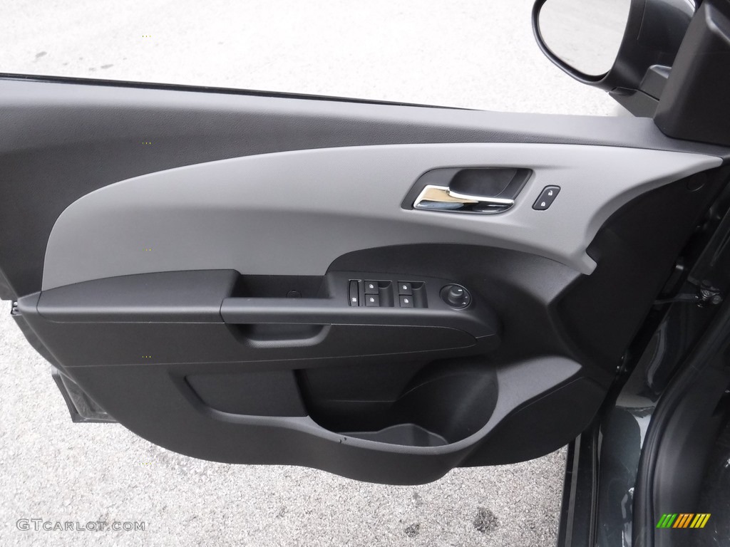 2017 Chevrolet Sonic LT Sedan Jet Black/Dark Titanium Door Panel Photo #116647403