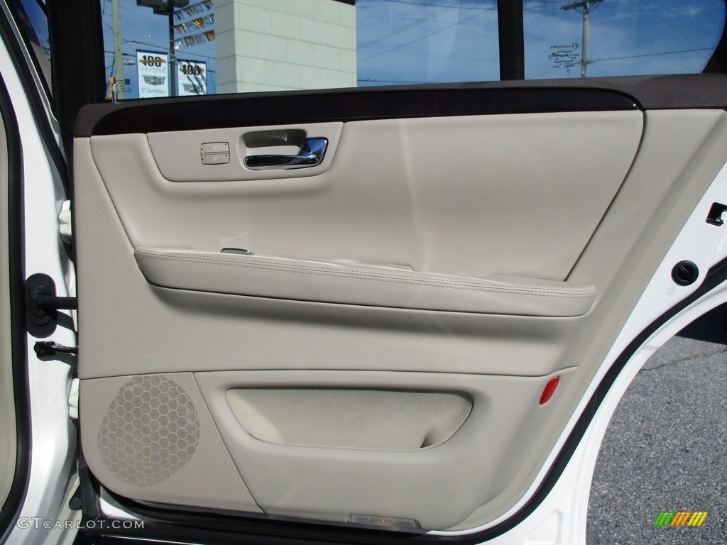 2011 DTS Luxury - White Diamond Tricoat / Shale/Cocoa Accents photo #25