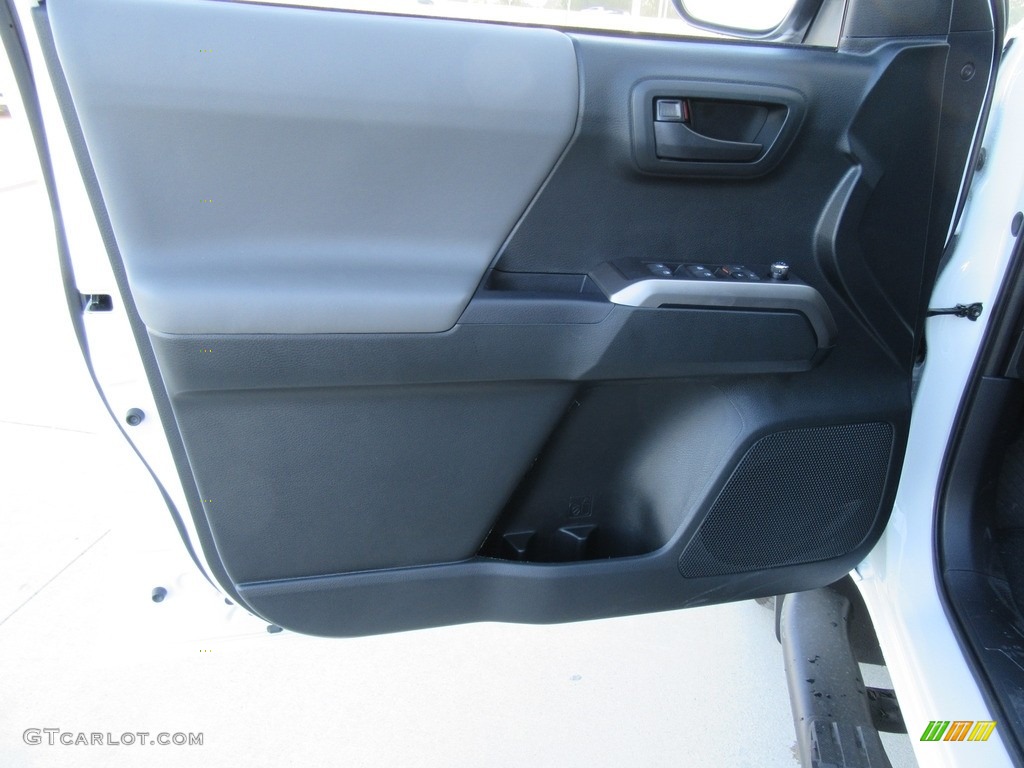 2017 Toyota Tacoma SR5 Double Cab Cement Gray Door Panel Photo #116655590