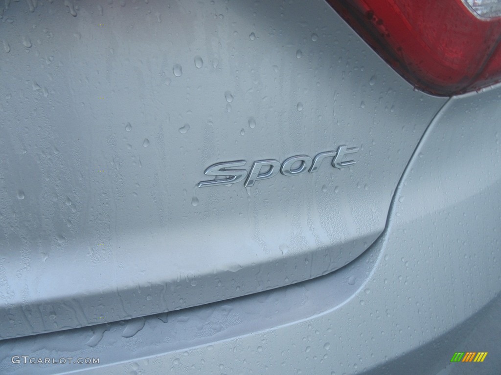 2017 Hyundai Sonata Sport Marks and Logos Photos