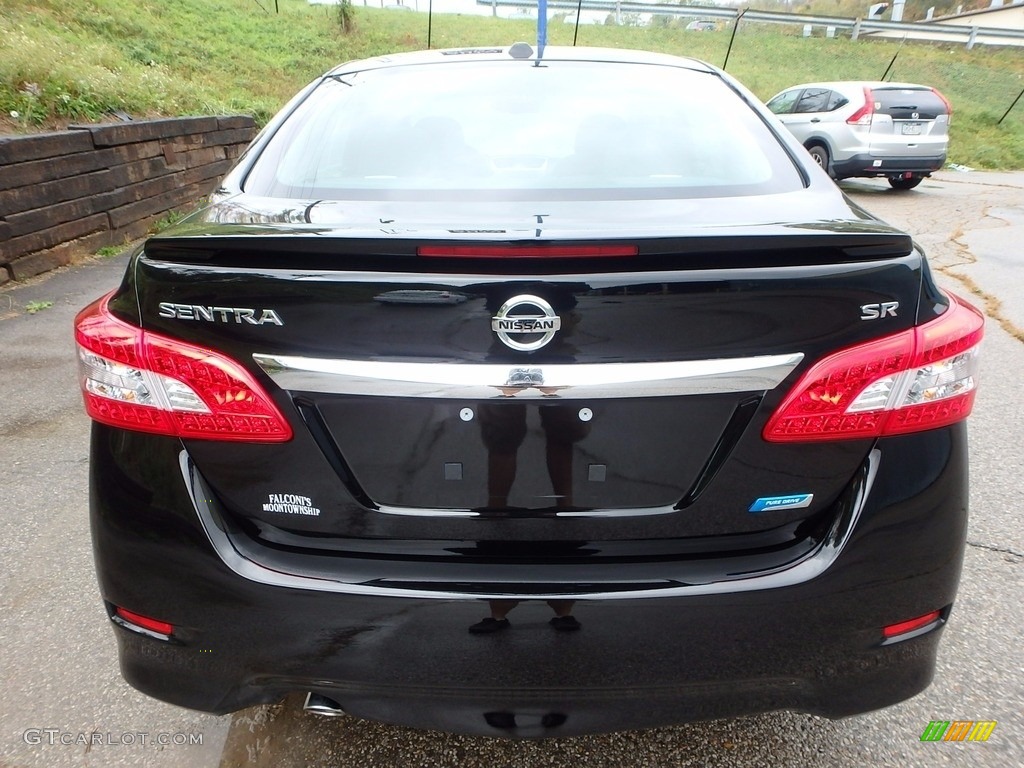 2014 Sentra SR - Super Black / Charcoal photo #3