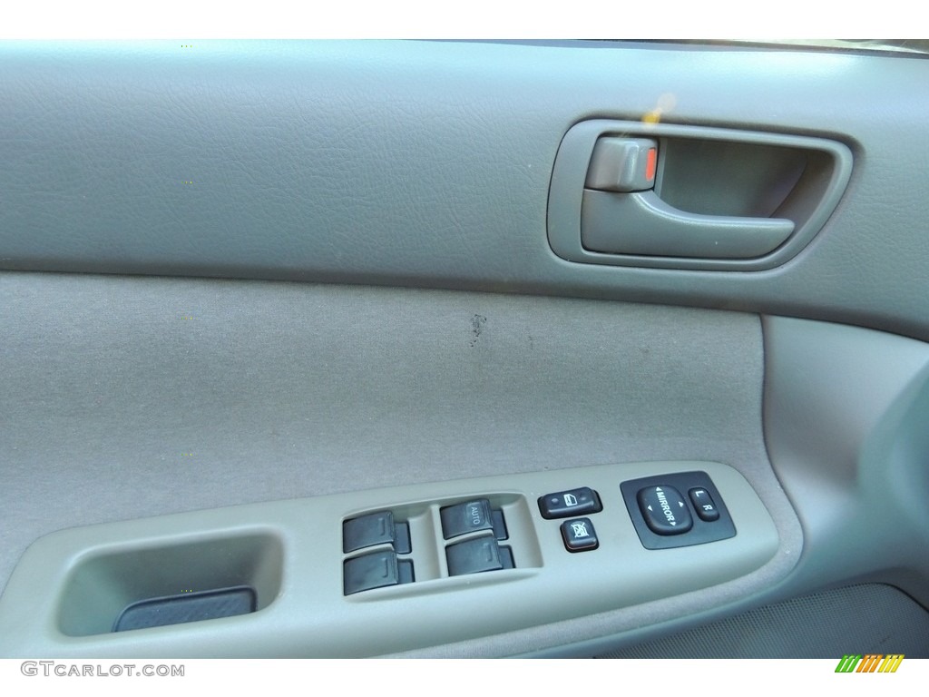 2003 Camry LE - Catalina Blue Metallic / Stone photo #15