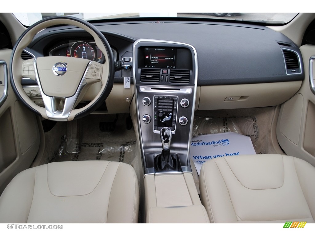 Beige Interior 2016 Volvo XC60 T5 Drive-E Photo #116679942
