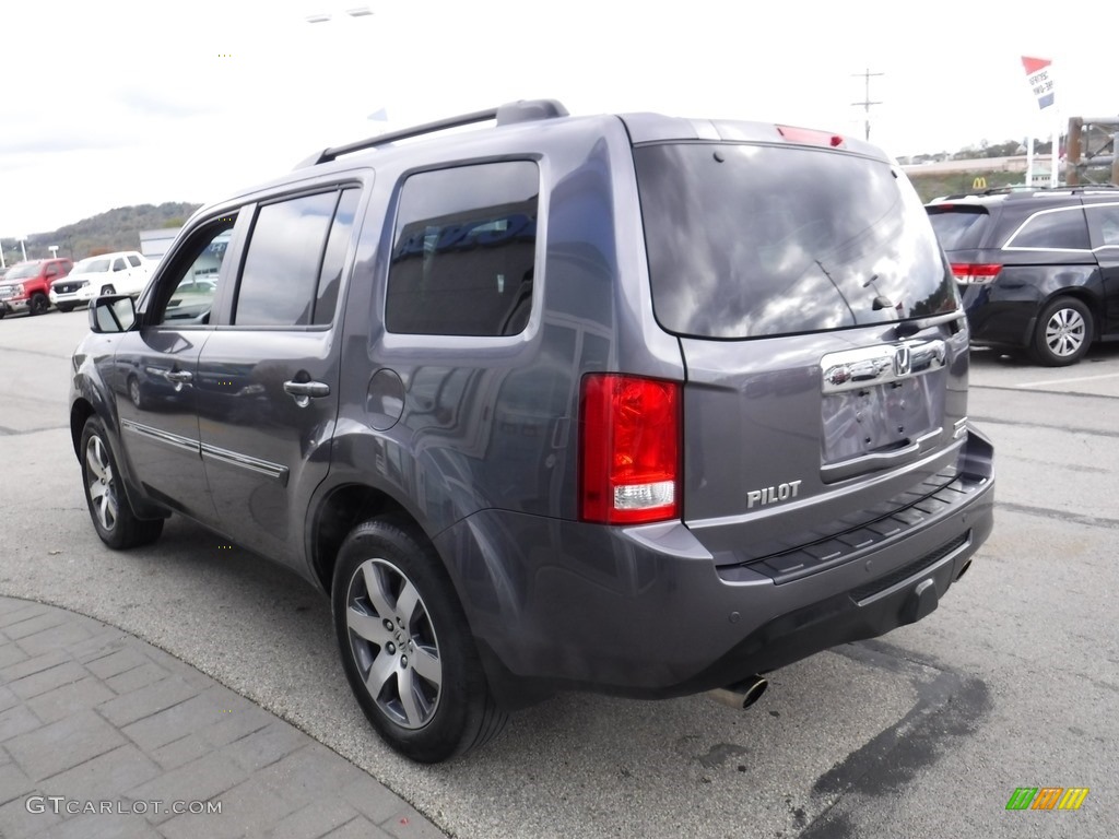 2015 Pilot Touring 4WD - Modern Steel Metallic / Gray photo #8