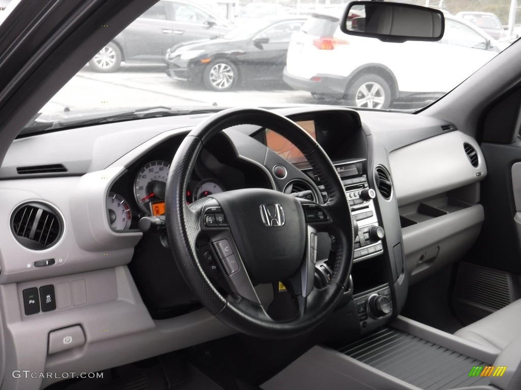 2015 Pilot Touring 4WD - Modern Steel Metallic / Gray photo #14