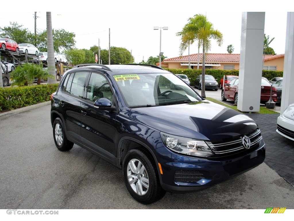2016 Tiguan S - Night Blue Metallic / Beige/Black photo #1