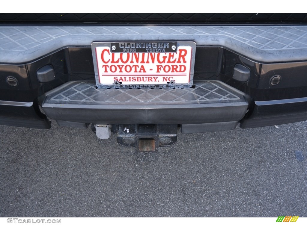 2008 Armada LE - Smoke Gray / Charcoal photo #8