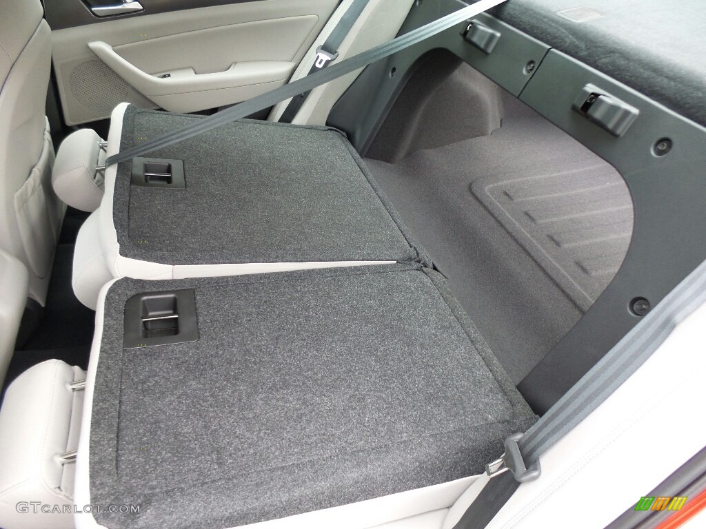 2017 Hyundai Sonata Sport Rear Seat Photo #116684491