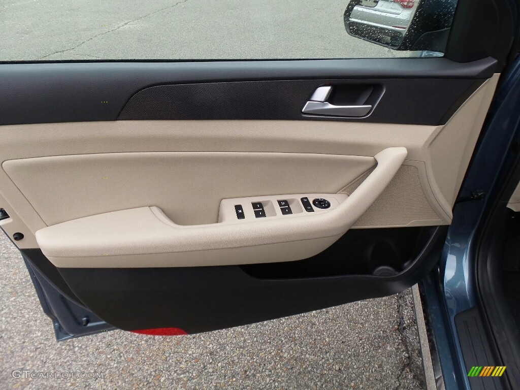 2017 Hyundai Sonata Sport Door Panel Photos