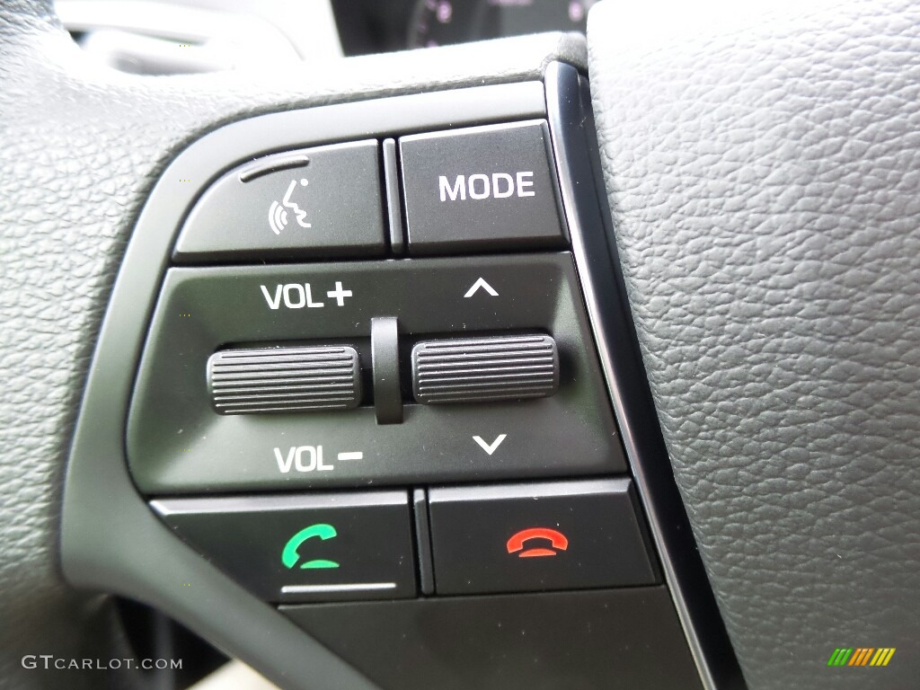 2017 Hyundai Sonata Sport Controls Photo #116686944