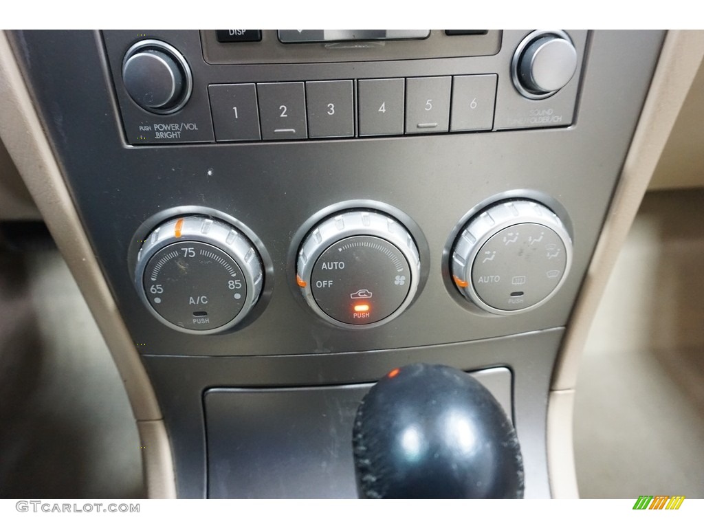 2008 Forester 2.5 X - Topaz Gold Metallic / Desert Beige photo #32