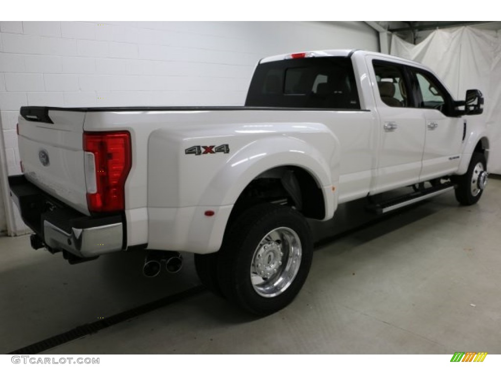 2017 F450 Super Duty Lariat Crew Cab 4x4 - White Platinum / Light Camel photo #8