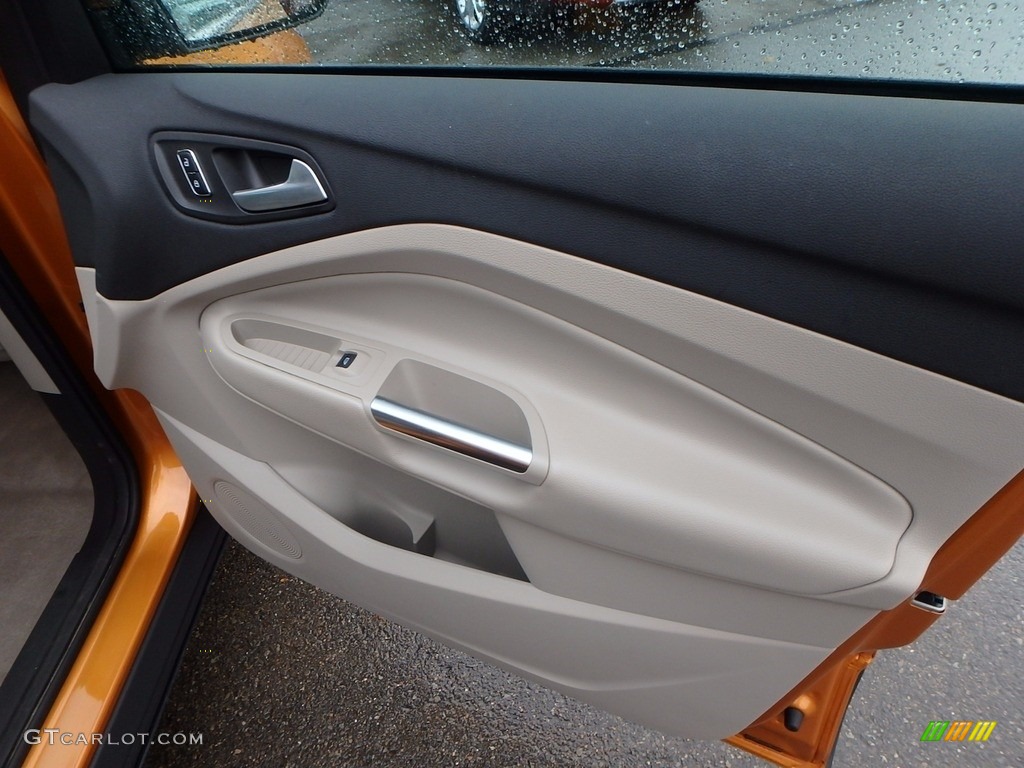 2016 Escape SE 4WD - Electric Spice Metallic / Medium Light Stone photo #13