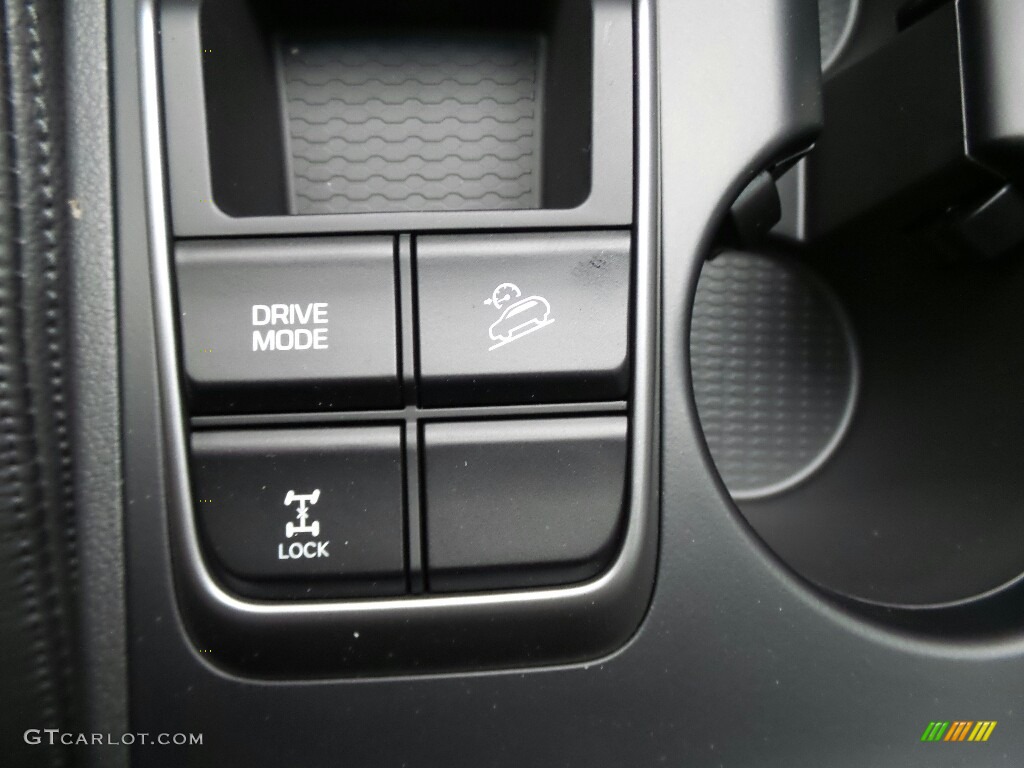2017 Hyundai Tucson Limited AWD Controls Photo #116692143