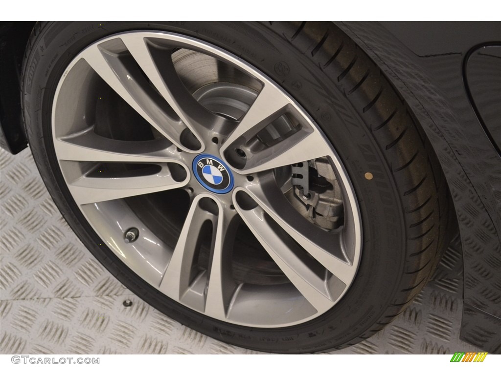 2017 BMW 3 Series 330e iPerfomance Sedan Wheel Photo #116698695