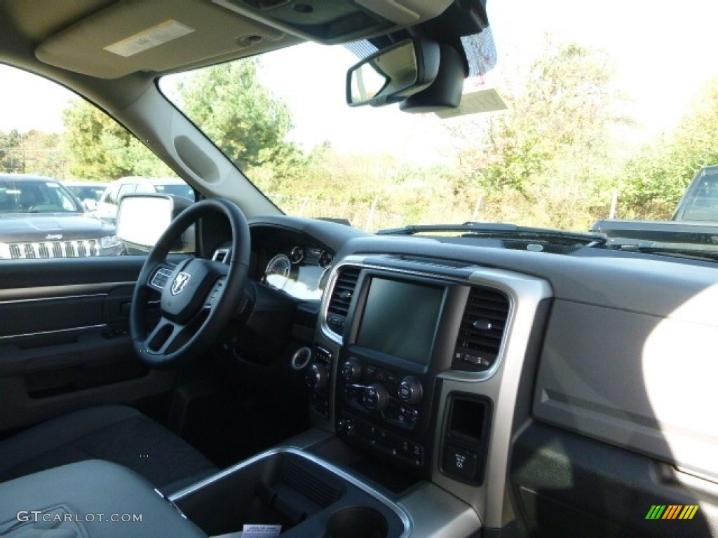 2017 1500 Big Horn Crew Cab 4x4 - Brilliant Black Crystal Pearl / Black/Diesel Gray photo #10