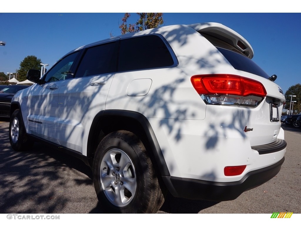 2017 Grand Cherokee Laredo - Bright White / Black photo #2
