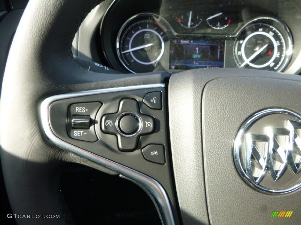 2017 Buick Regal AWD Controls Photo #116720322
