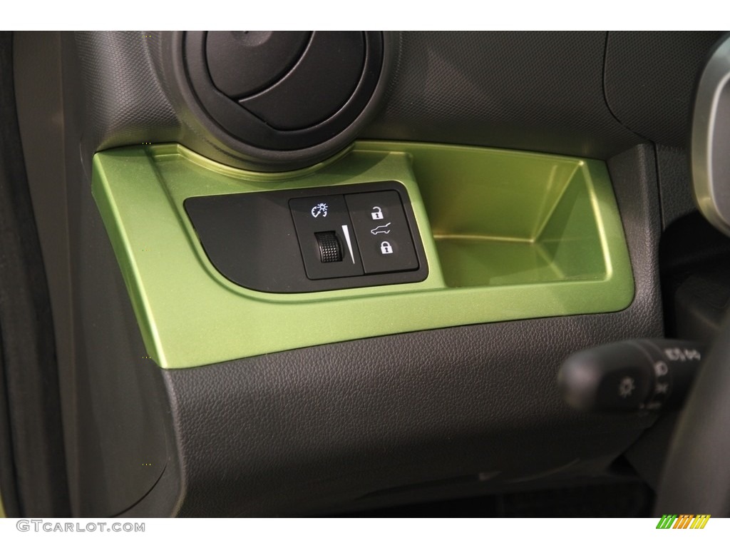 2014 Spark LS - Jalapeno / Silver/Green photo #6