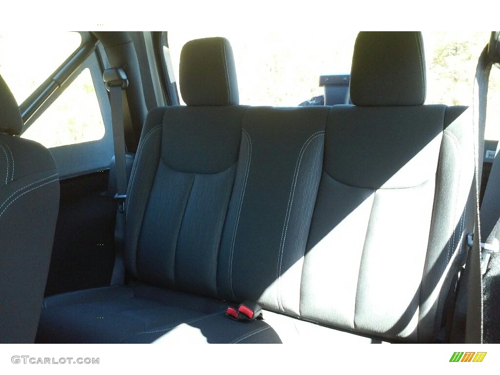 2017 Wrangler Rubicon 4x4 - Black / Black photo #10