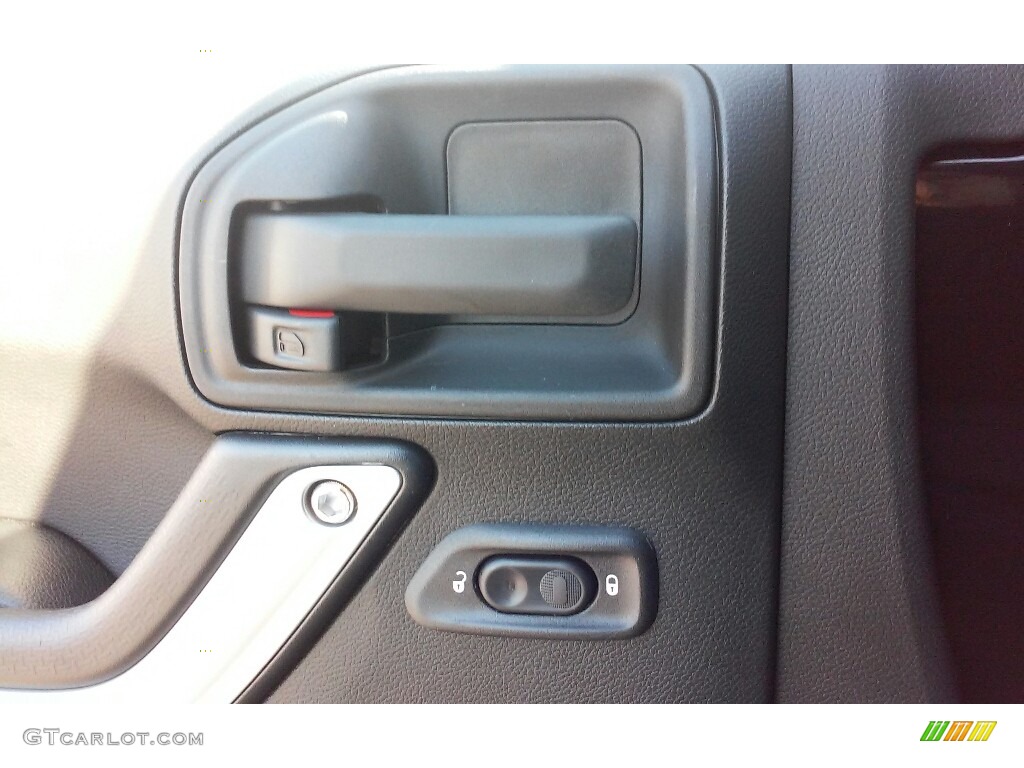 2017 Wrangler Rubicon 4x4 - Black / Black photo #14