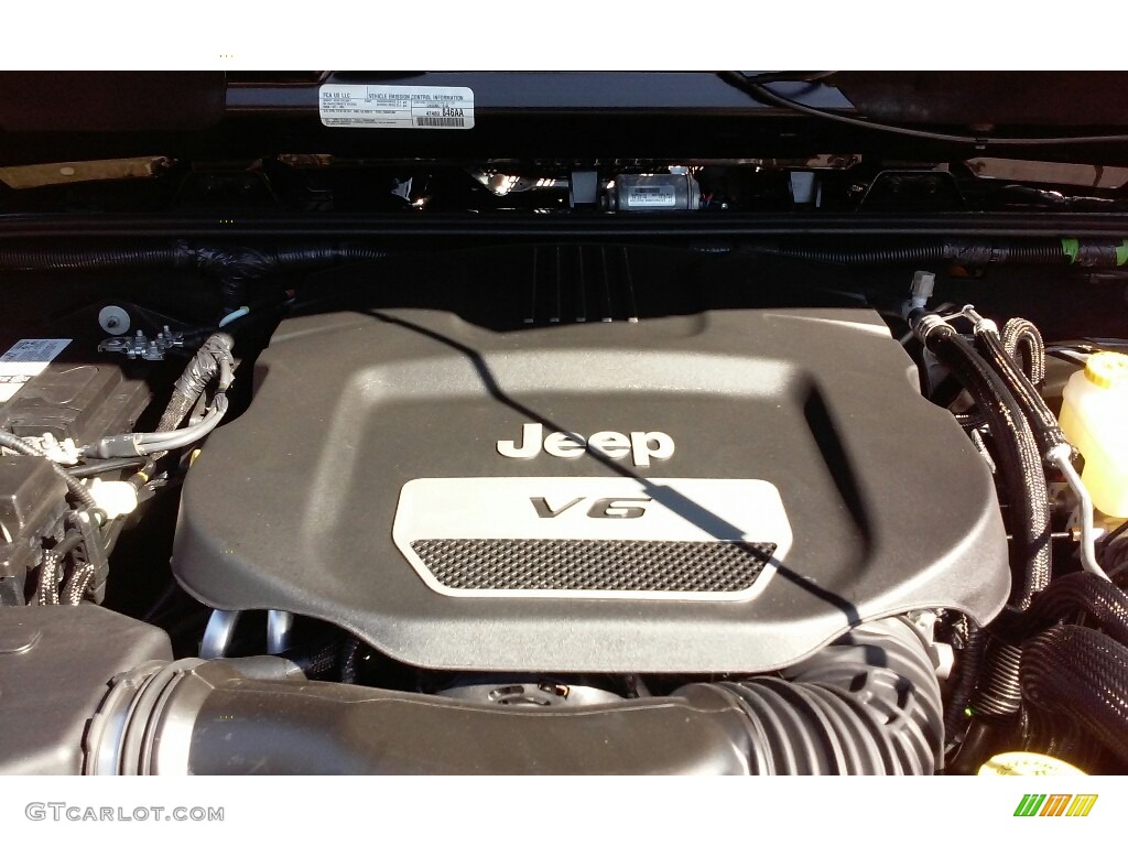 2017 Wrangler Rubicon 4x4 - Black / Black photo #23