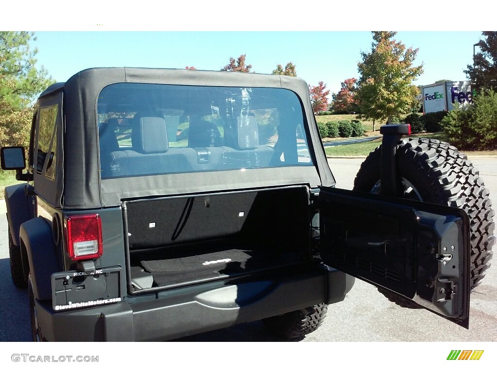 2017 Wrangler Rubicon 4x4 - Rhino / Black photo #22
