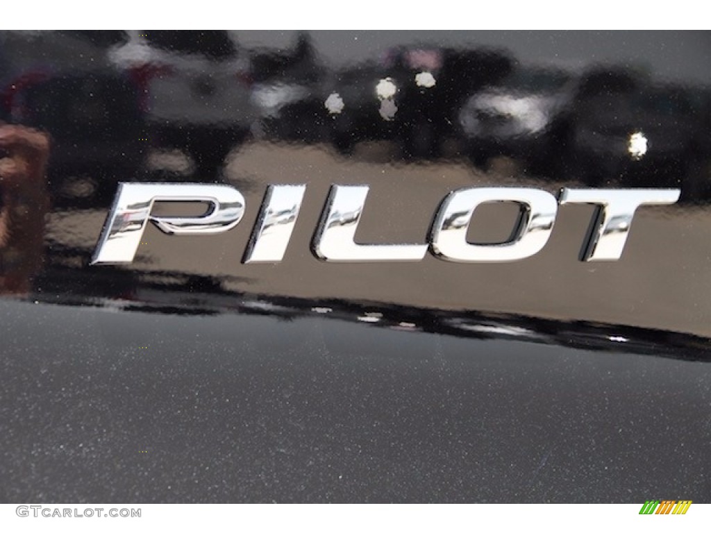2016 Pilot Touring - Crystal Black Pearl / Black photo #3