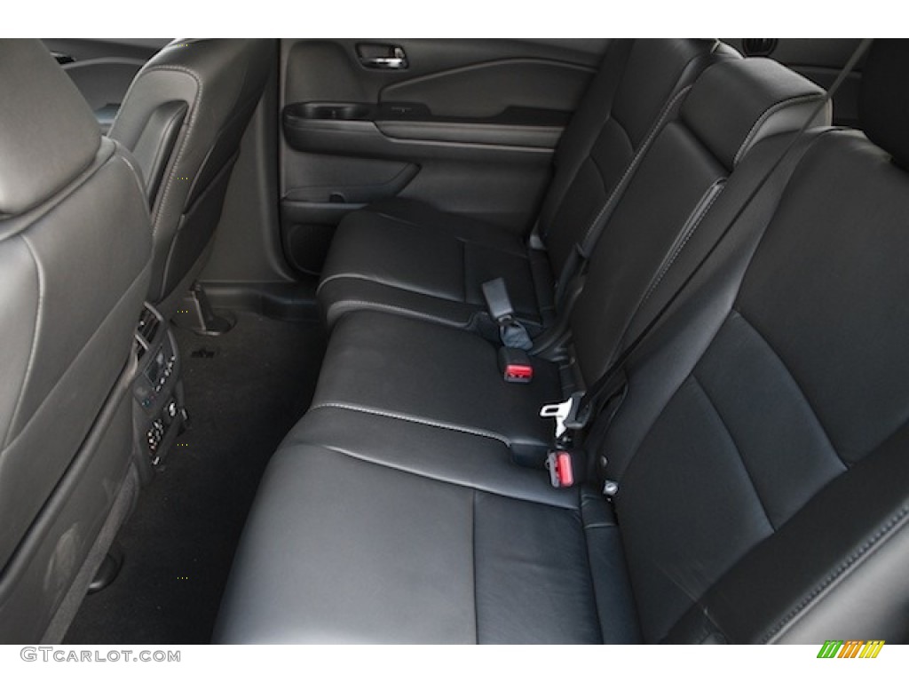 2016 Pilot Touring - Crystal Black Pearl / Black photo #12