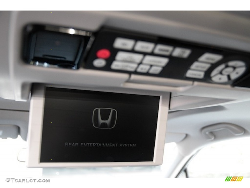 2016 Pilot Touring - Crystal Black Pearl / Black photo #15