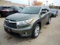 Alumina Jade Metallic 2016 Toyota Highlander Limited AWD
