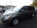 Meteor Gray Metallic 2010 Volkswagen Routan SE