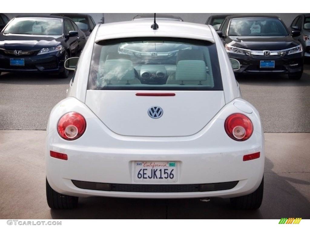 2008 New Beetle Triple White Coupe - Campanella White / White photo #10