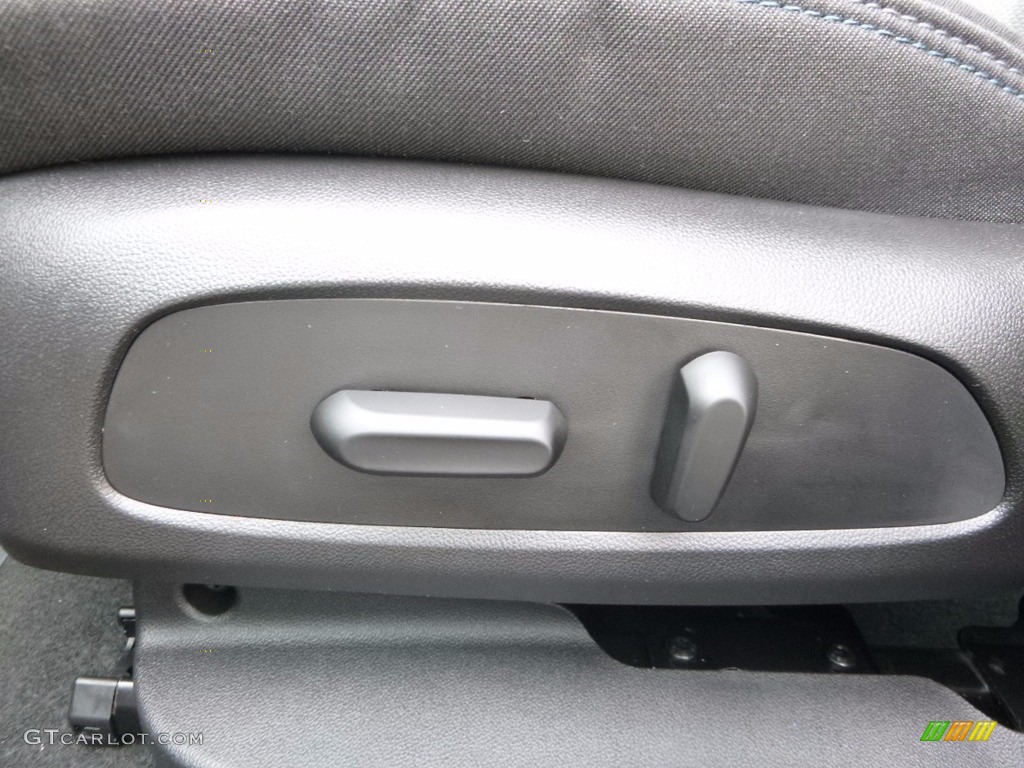 2017 Cruze LT - Arctic Blue Metallic / Jet Black photo #15