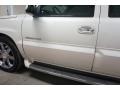 White Diamond - Escalade AWD Photo No. 47