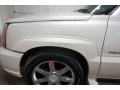White Diamond - Escalade AWD Photo No. 49