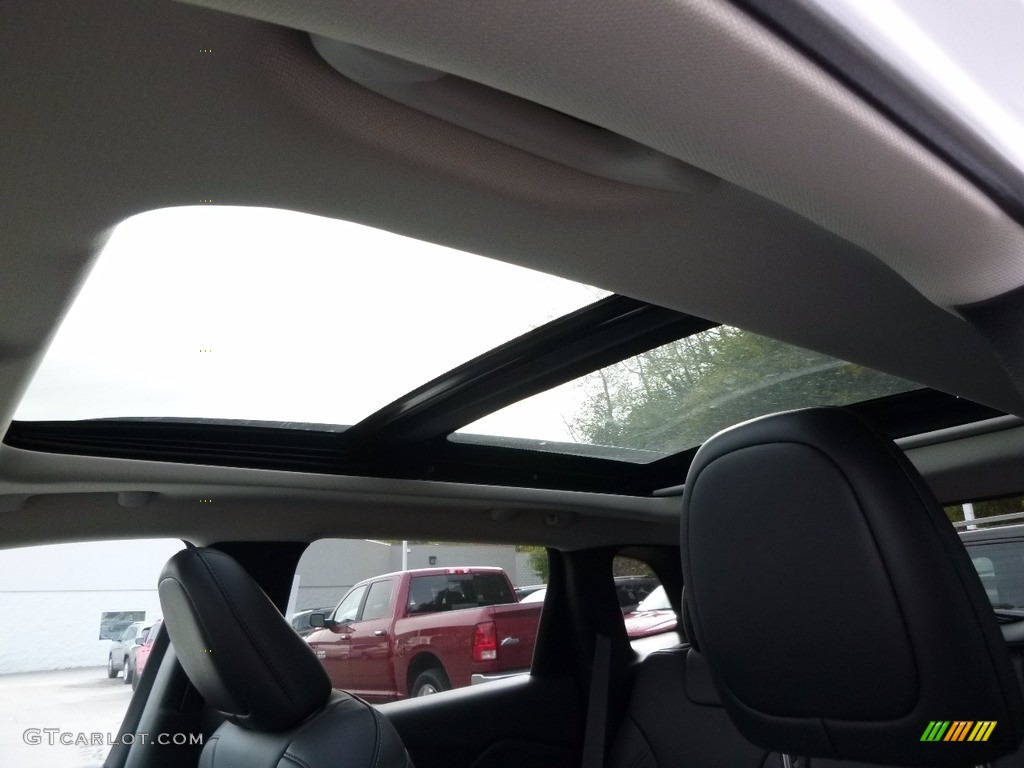 2017 Jeep Cherokee High Altitude 4x4 Sunroof Photos