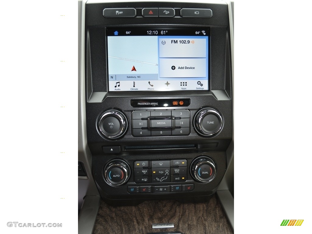 2017 Ford F250 Super Duty Lariat Crew Cab 4x4 Controls Photo #116744554