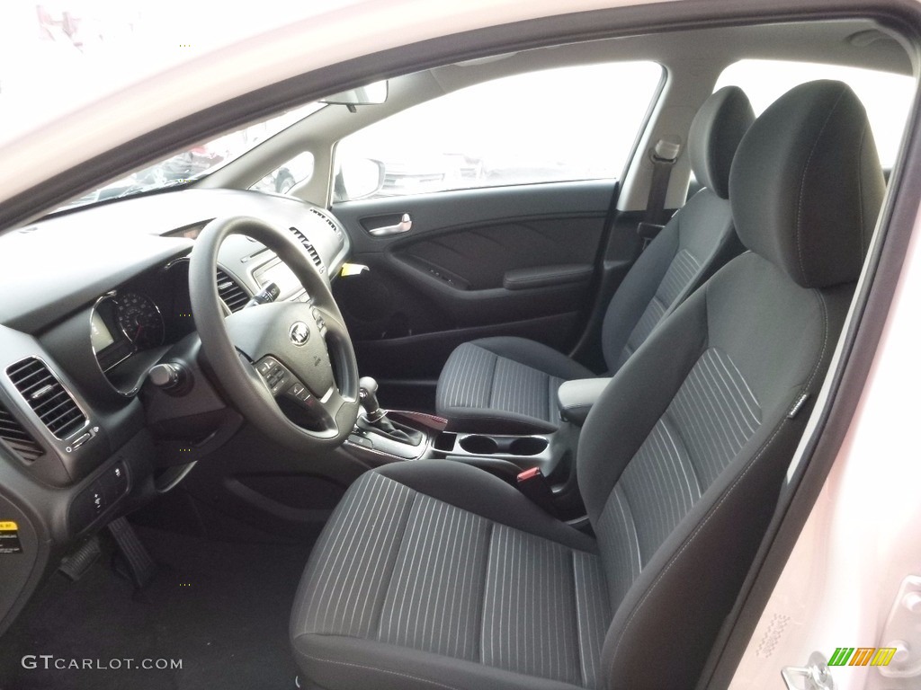 Gray Interior 2017 Kia Forte LX Photo #116749666