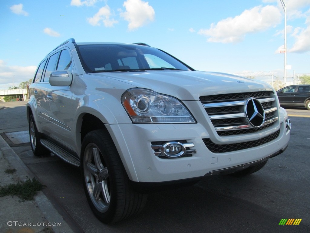 2009 GL 550 4Matic - Arctic White / Cashmere photo #4