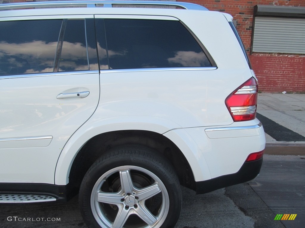 2009 GL 550 4Matic - Arctic White / Cashmere photo #13