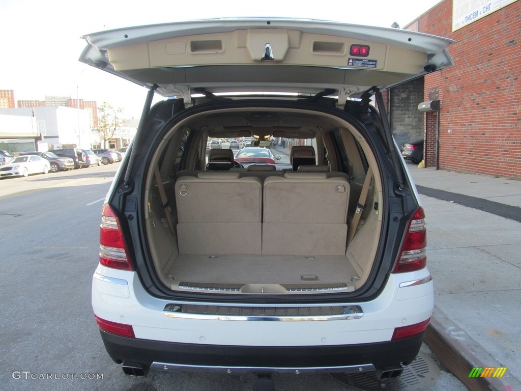 2009 GL 550 4Matic - Arctic White / Cashmere photo #21
