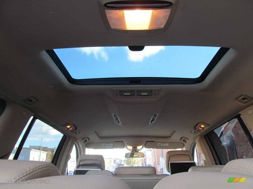 2009 GL 550 4Matic - Arctic White / Cashmere photo #25