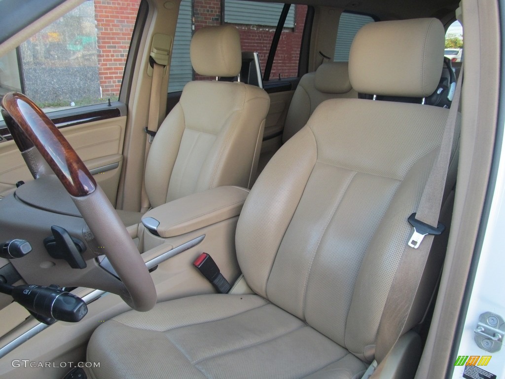 2009 GL 550 4Matic - Arctic White / Cashmere photo #27